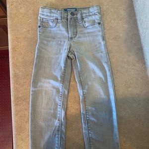 Old Navy grey karate skinny jeans size 4t